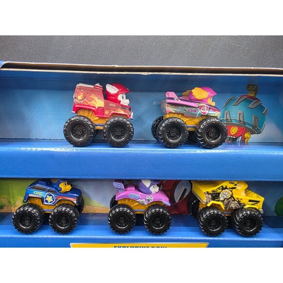Paw Patrol Pup Squad Racers Gift Pack Roxi Exclusive Rescue Wheels Toys Set - Picture 2 of 7
